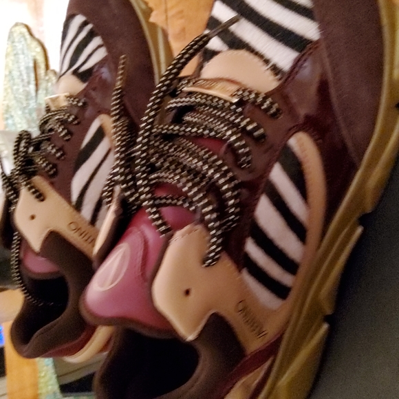 Valentino by Mario Valentino Theo Sneakers! Brand New! - Picture 4 of 7